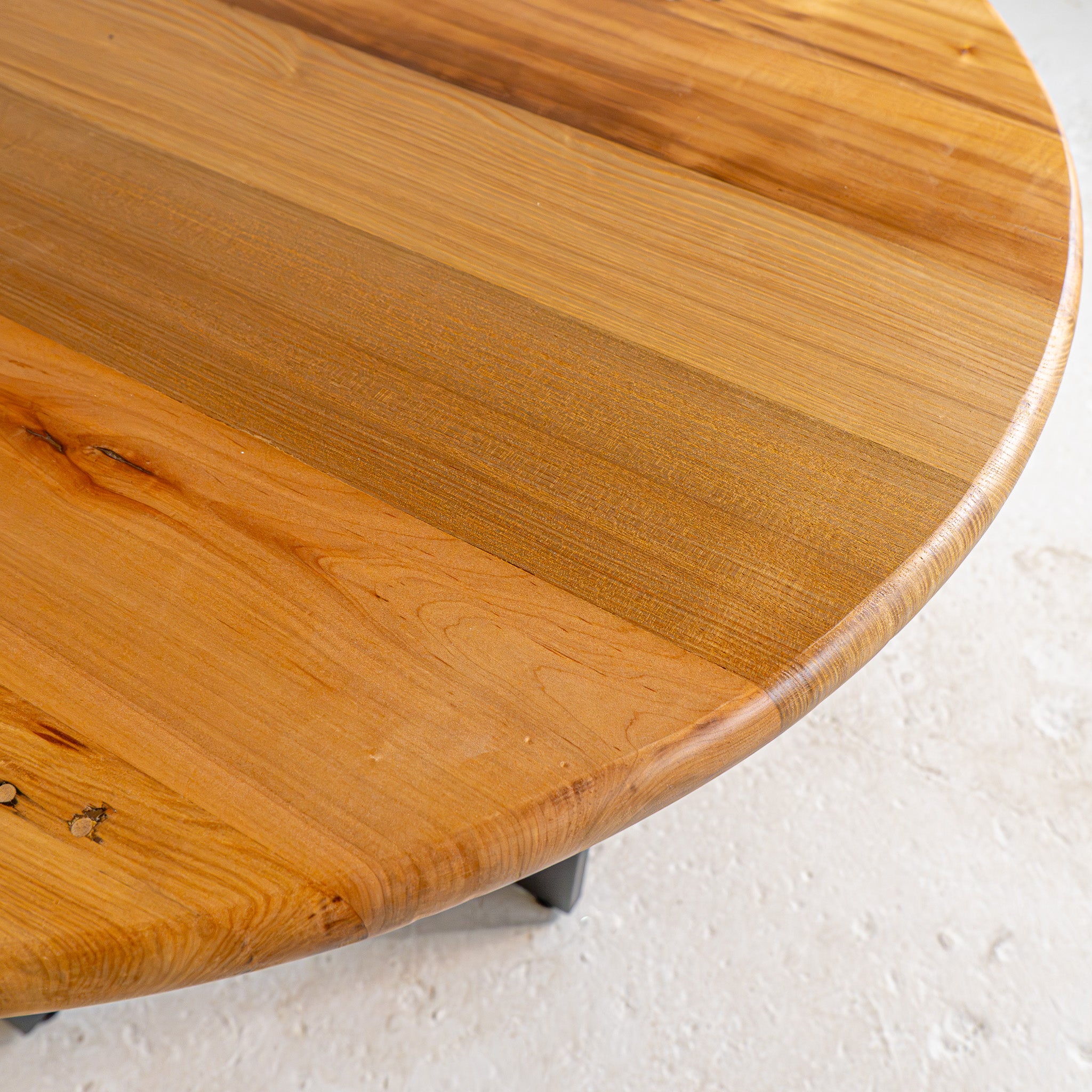 mixed hardwood dining table detail view reclaimed wood