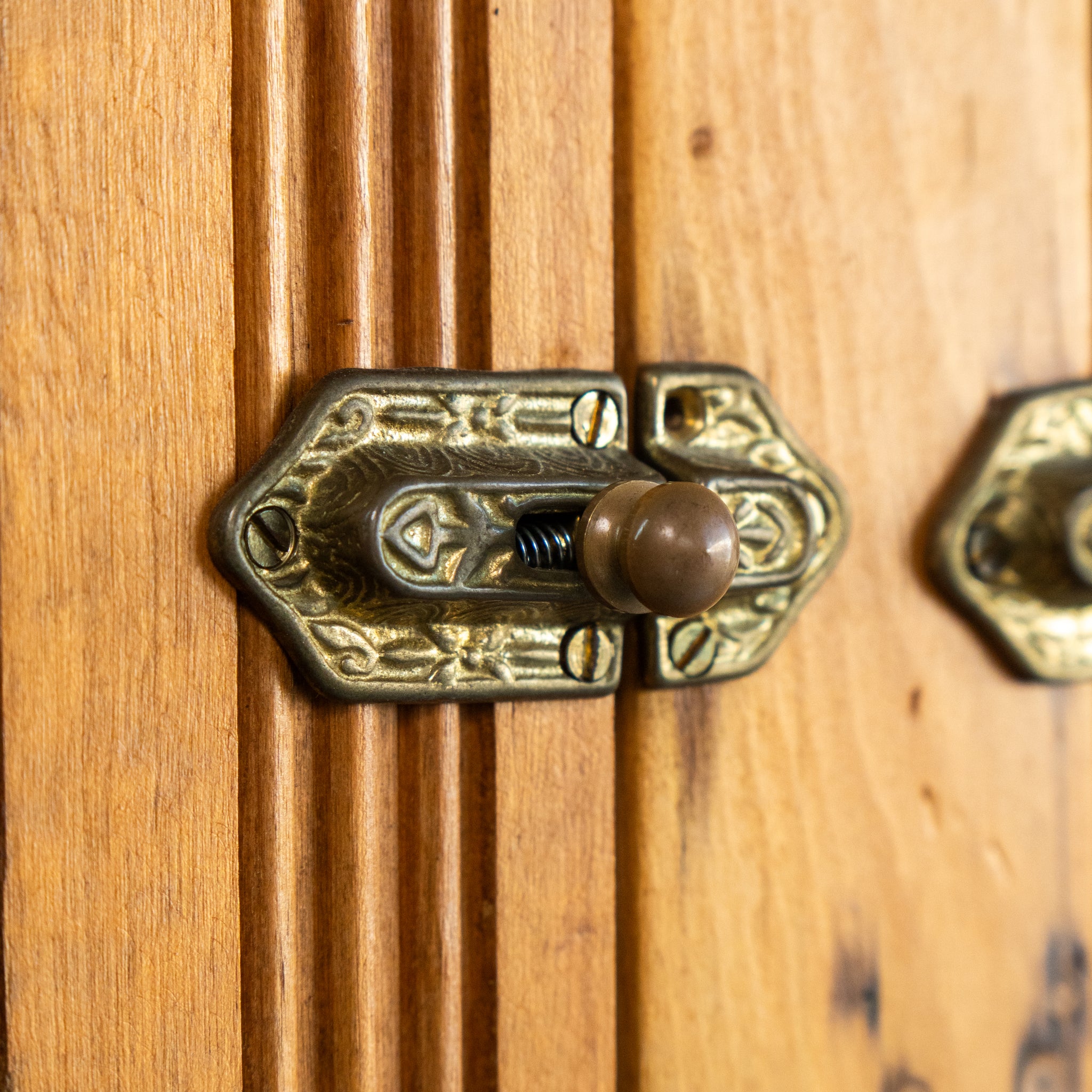 Beadboard Country Hutch