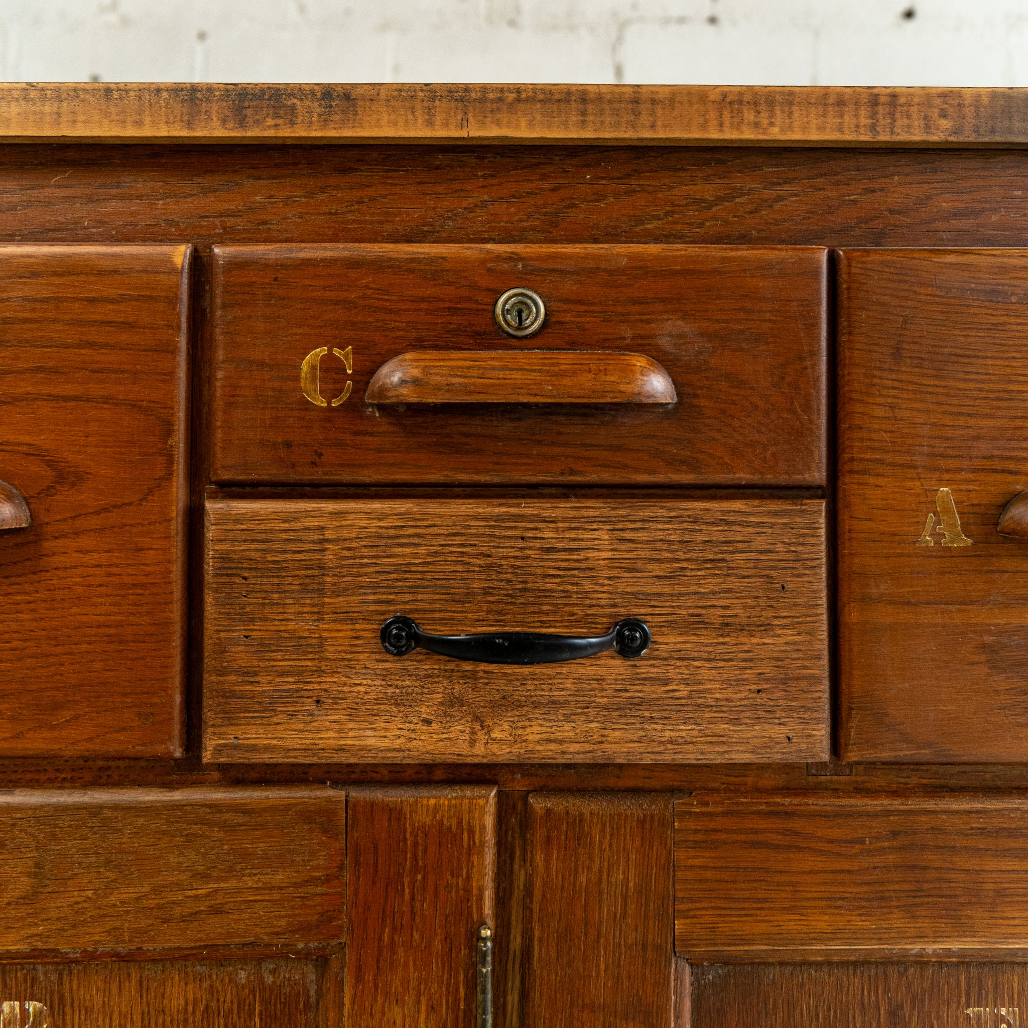 Ford Factory Multi-Drawer Cabinet – Woodward Throwbacks