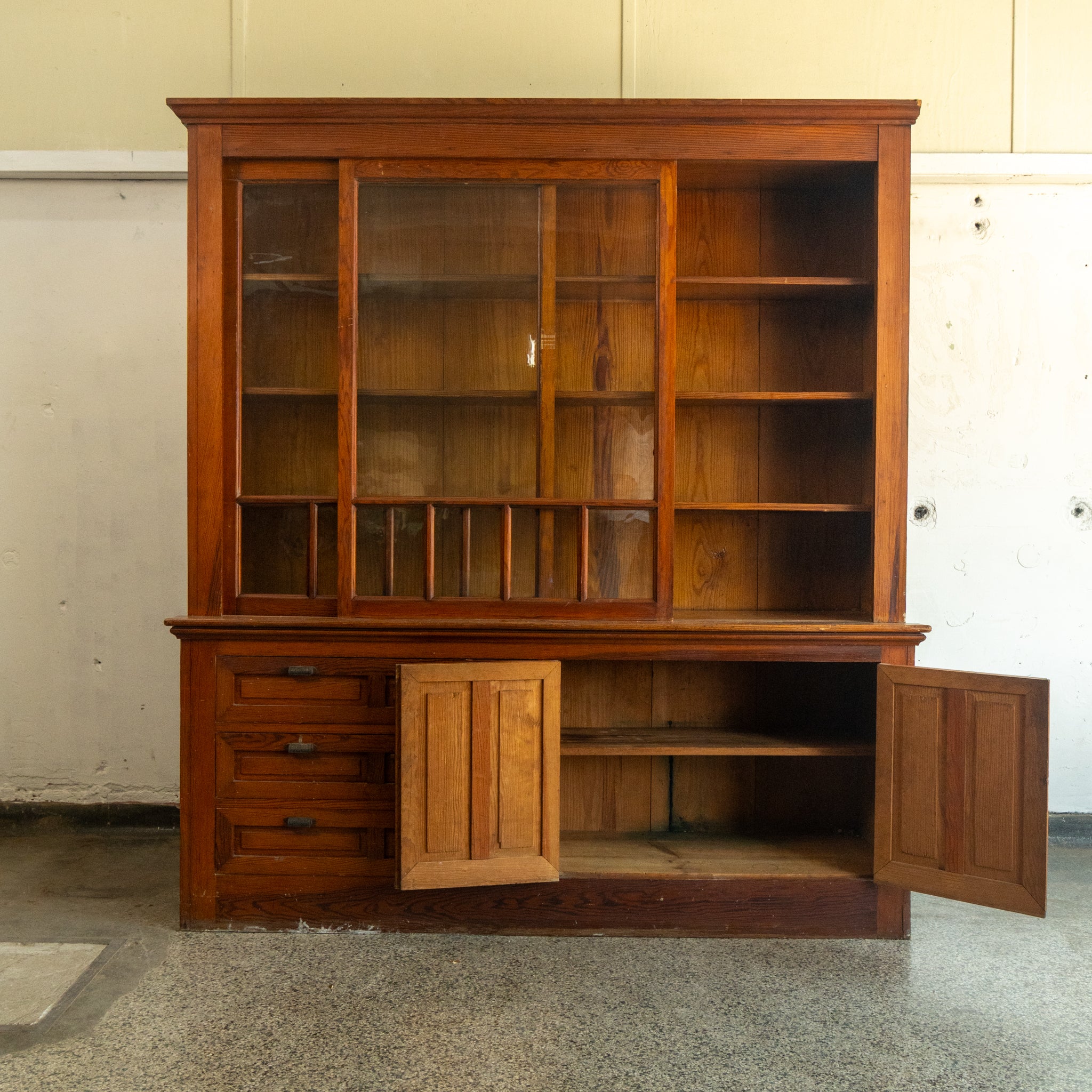 X-Large Pine Sliding Glass Cabinet