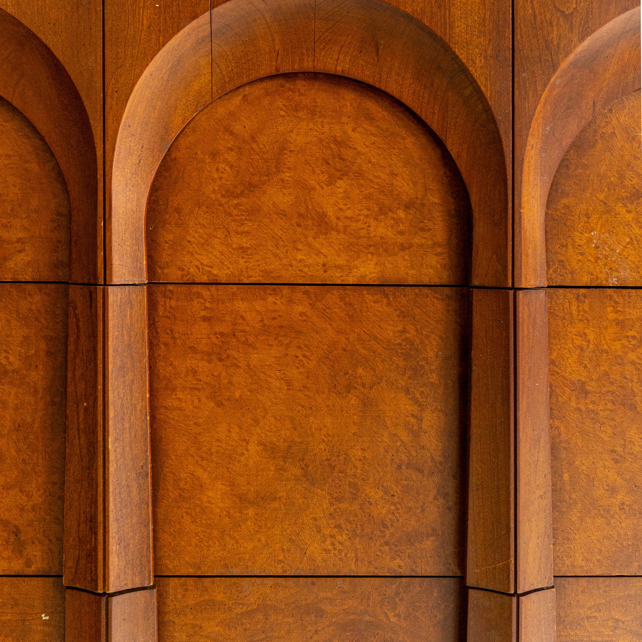 Thomasville Arched Dresser