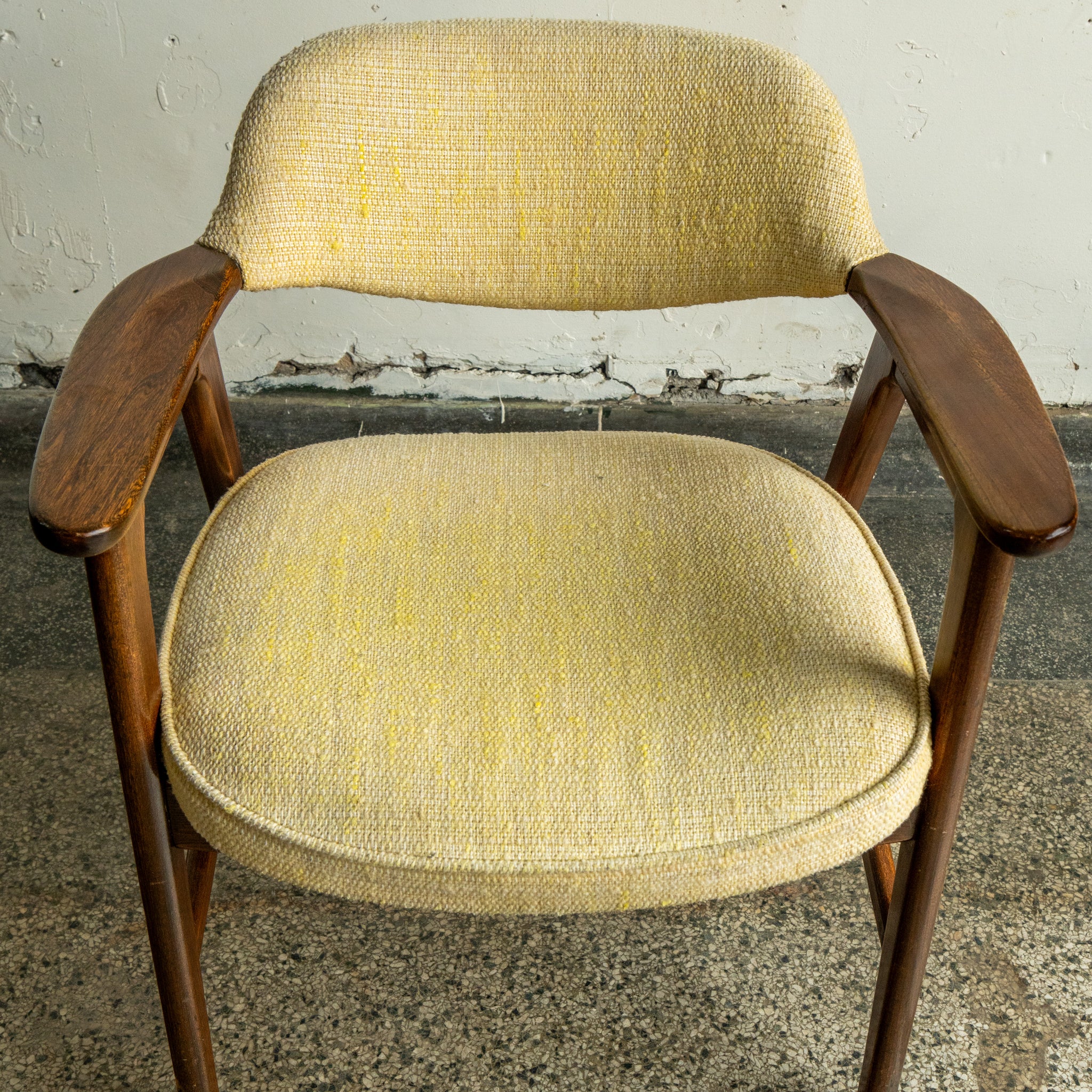 Paoli Style Chairs