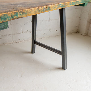 Rouge Ford Table