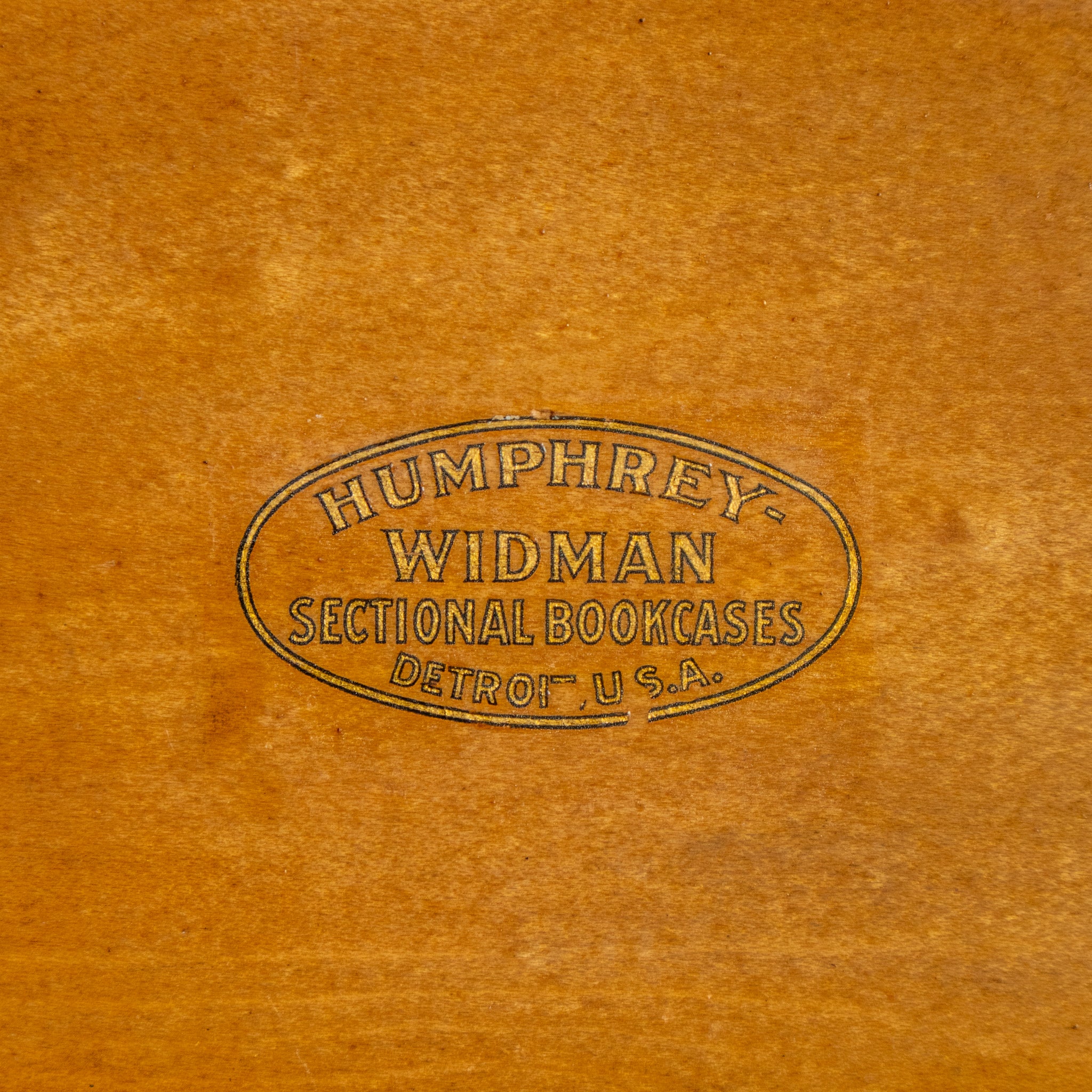 Humphrey-Widman Barristers Cabinet