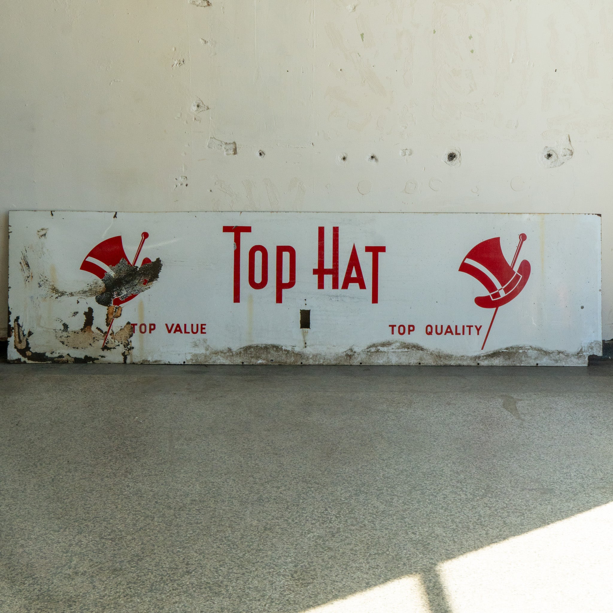Top Hat Hamburgers Sign