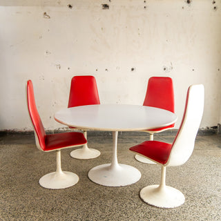 Johanson Design Tulip Table and Chair Set