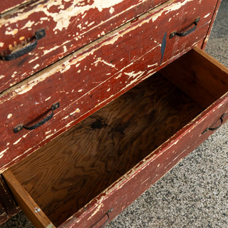Red Bank of Drawers